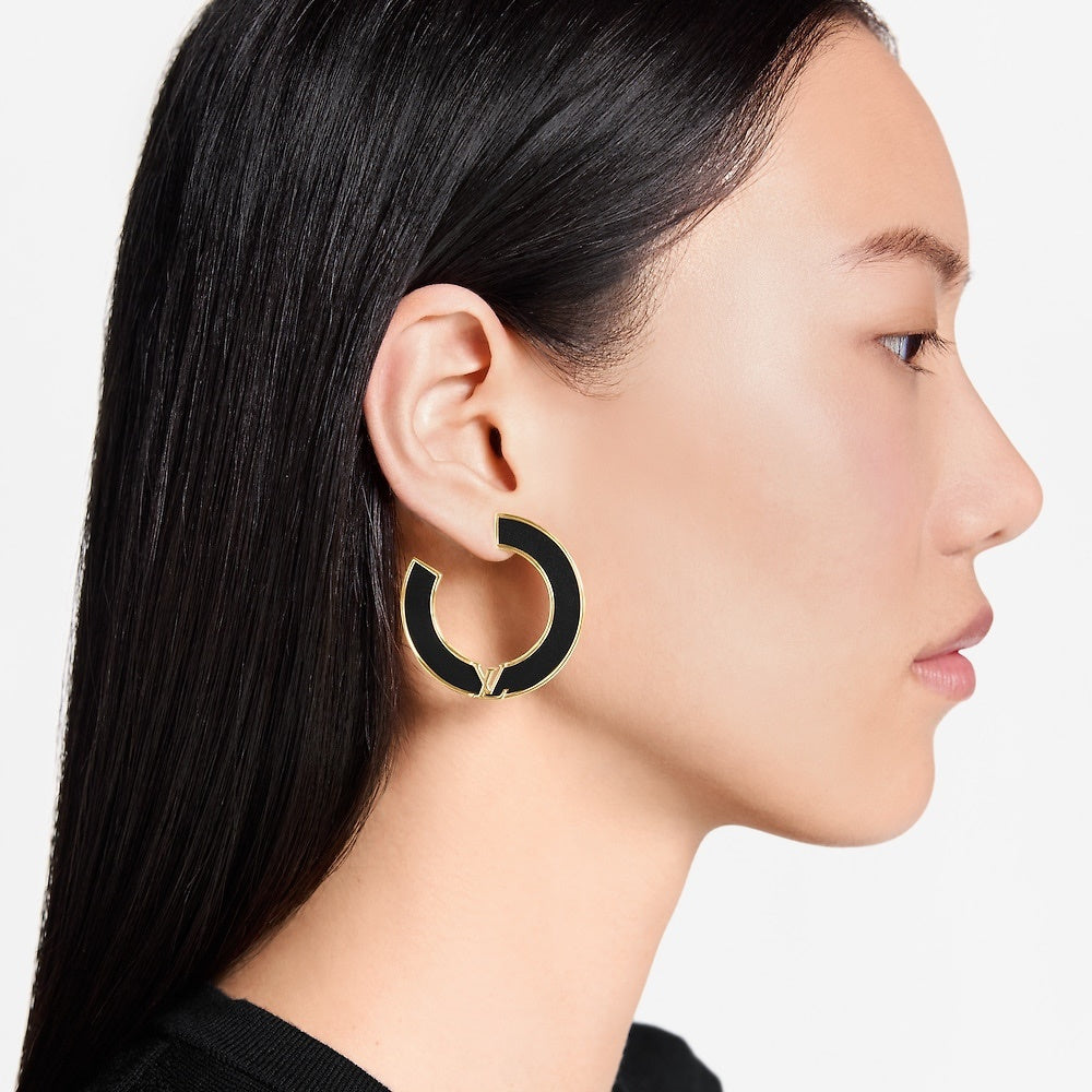 L V blk/gold earrings