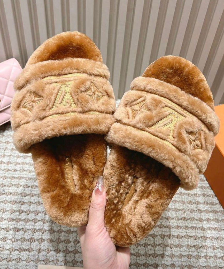 L V fuzzy slides