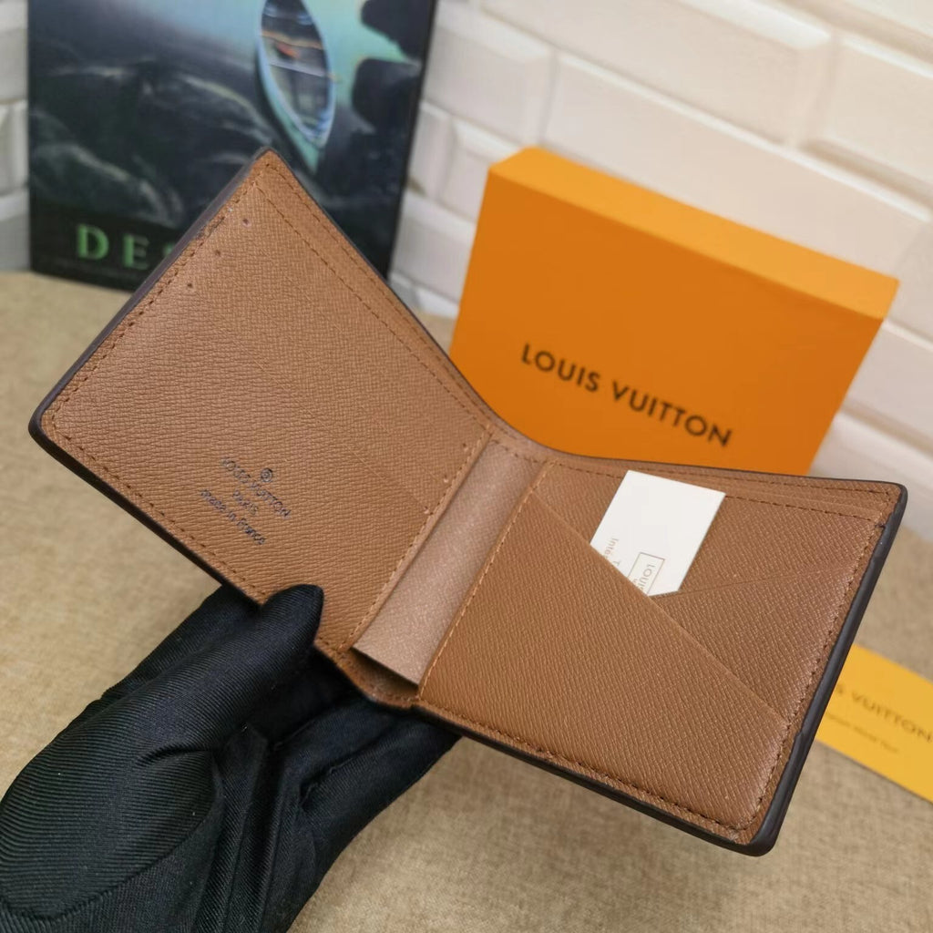 L V (MQ) Men’s Wallet