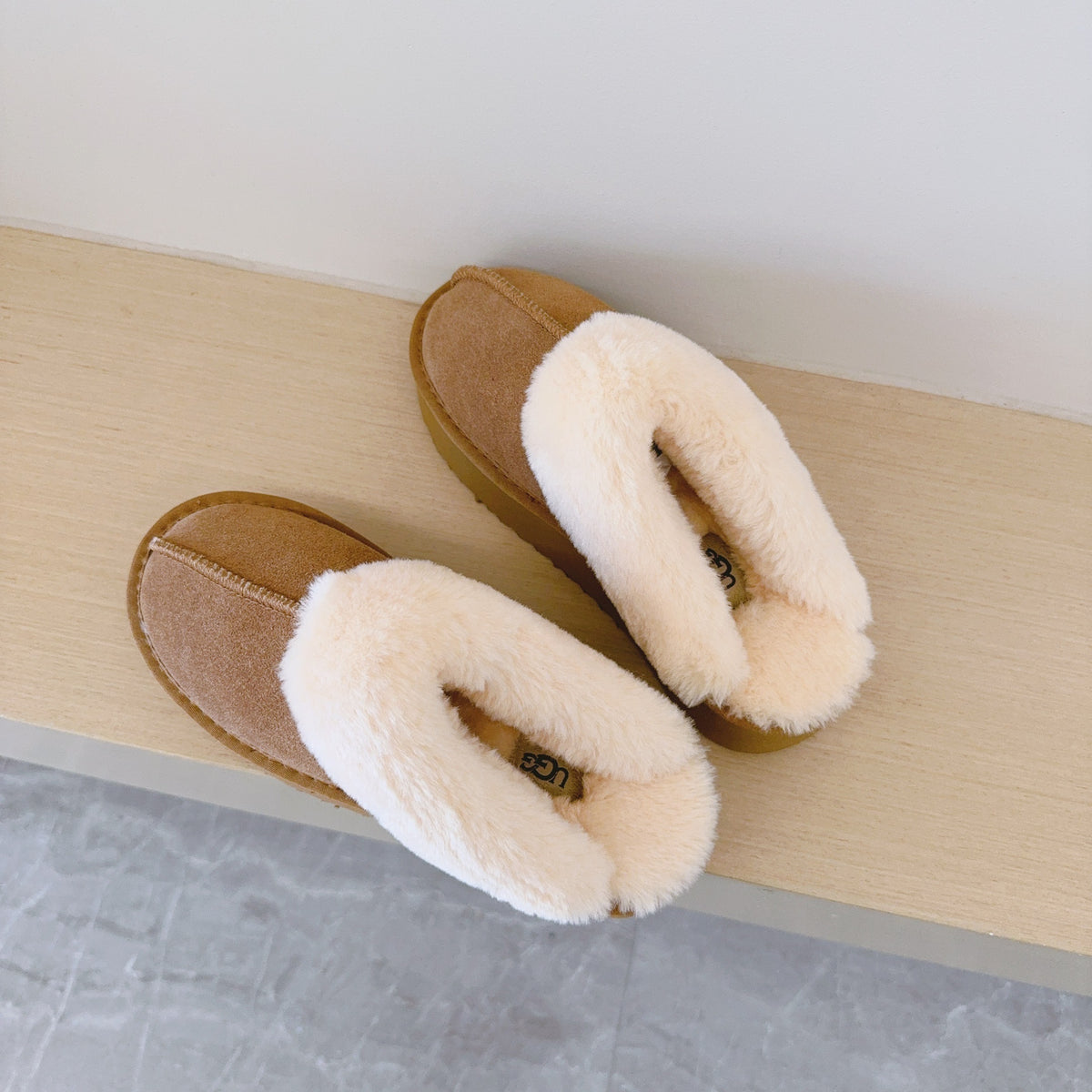 U ggg platform slipper