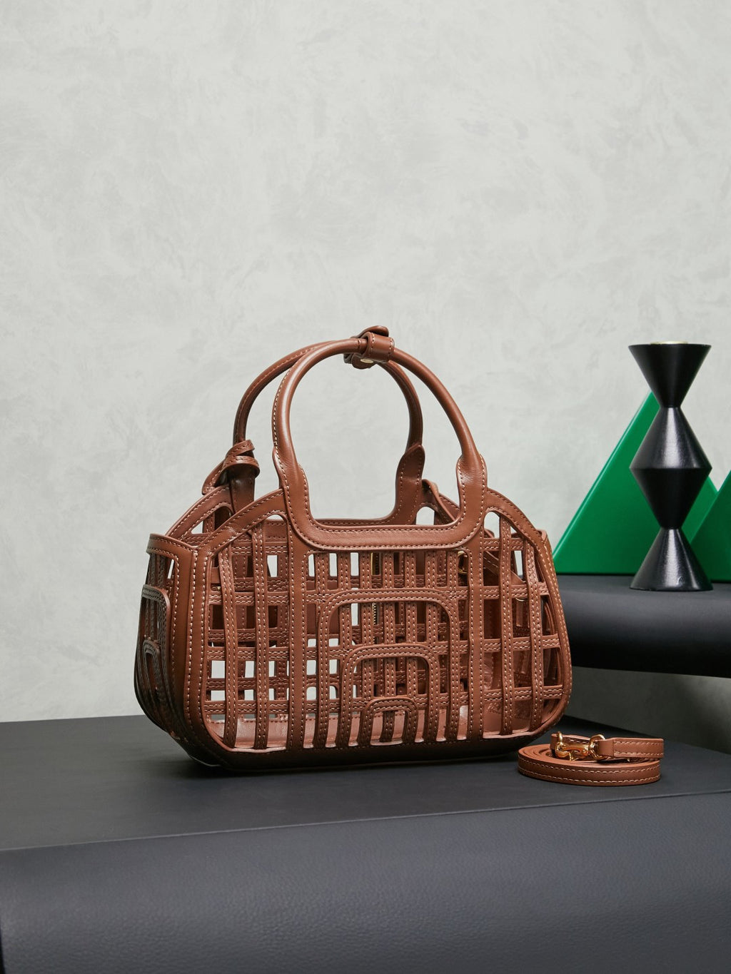 MM woven leather bag