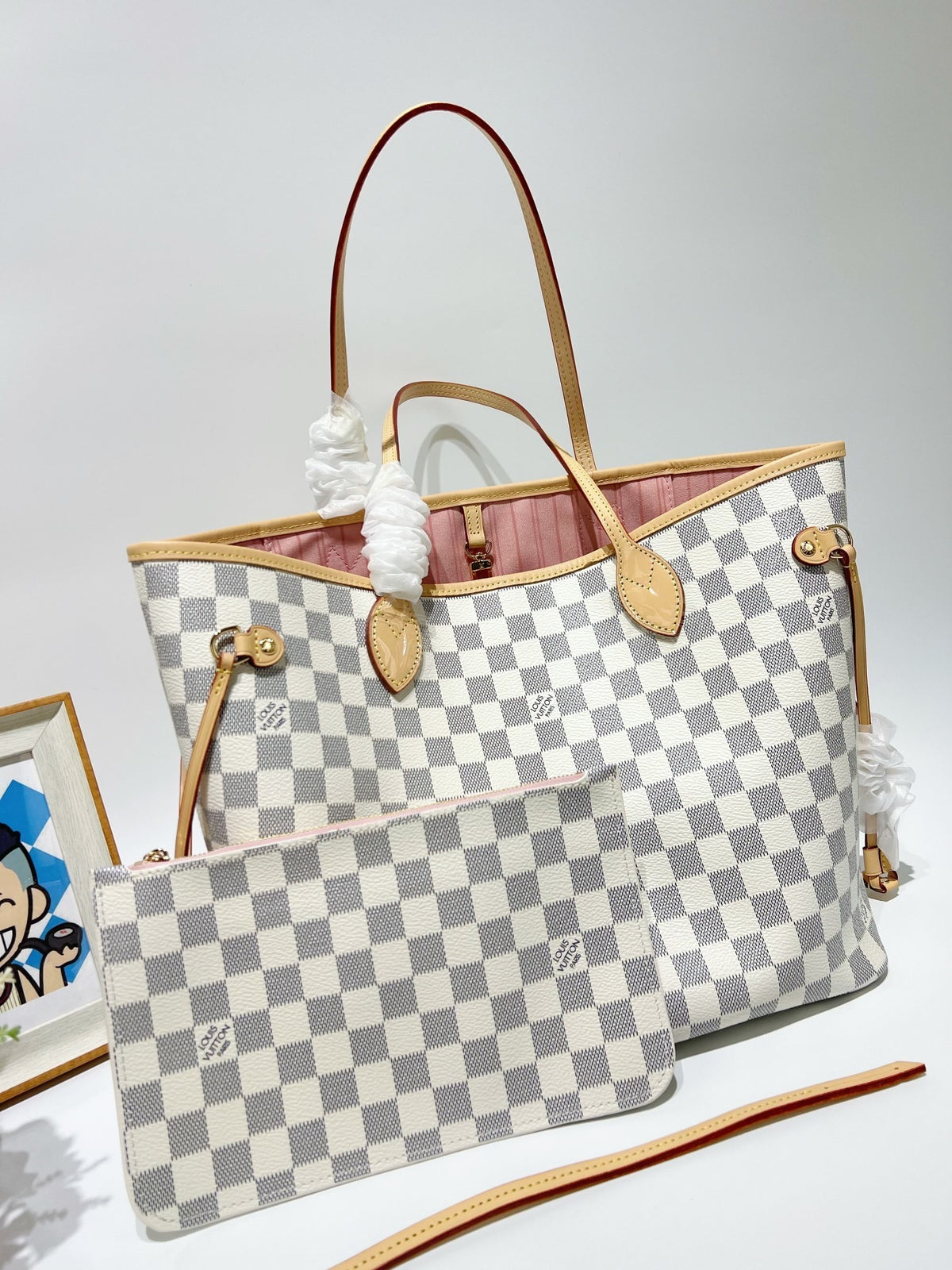 L   V  NF white&rose bag MQ