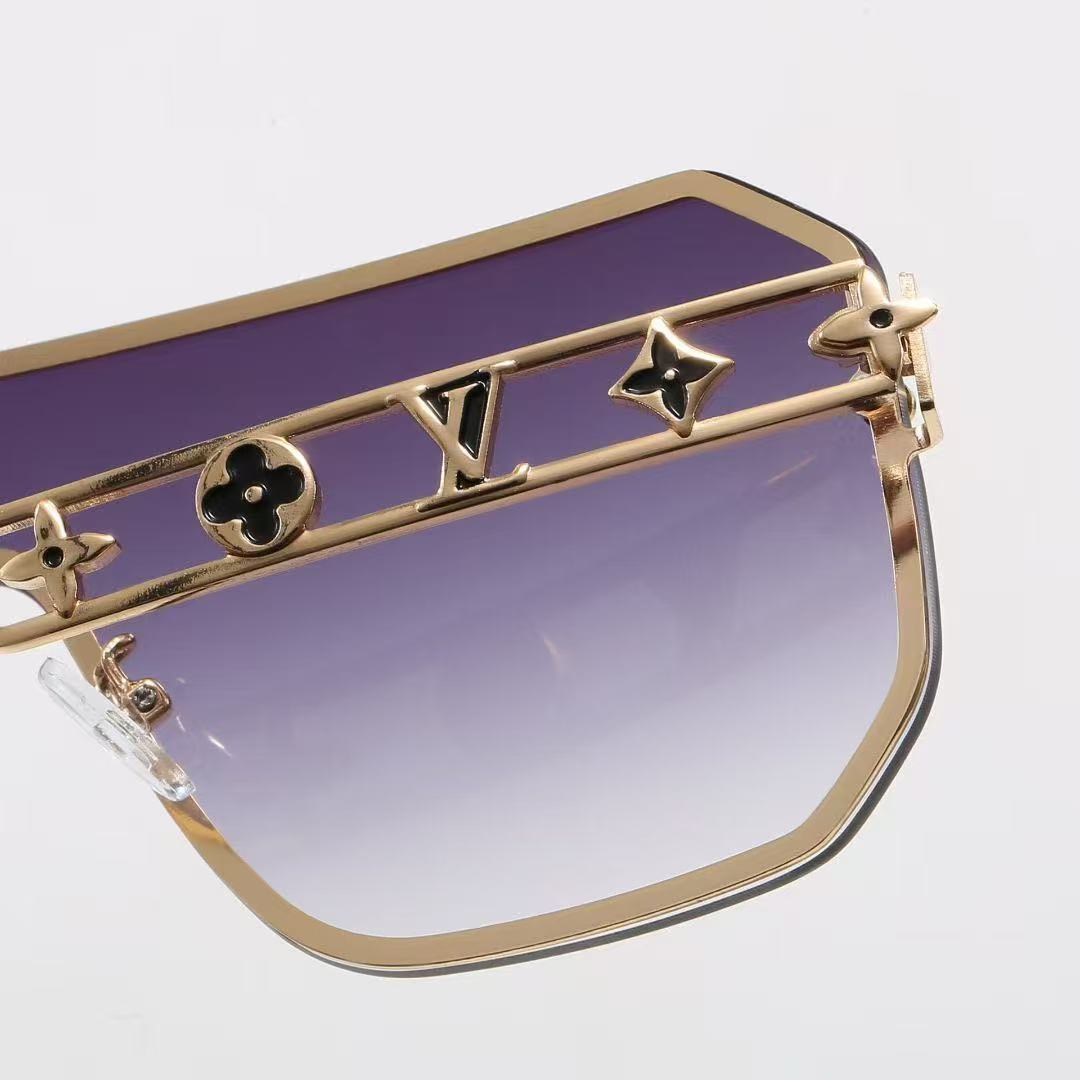 SHOW MUST GO ON SUNNIES