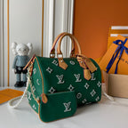L V Green Pearl