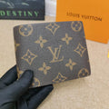L V (MQ) Men’s Wallet