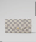 L   V  NF white&rose wallet MQ