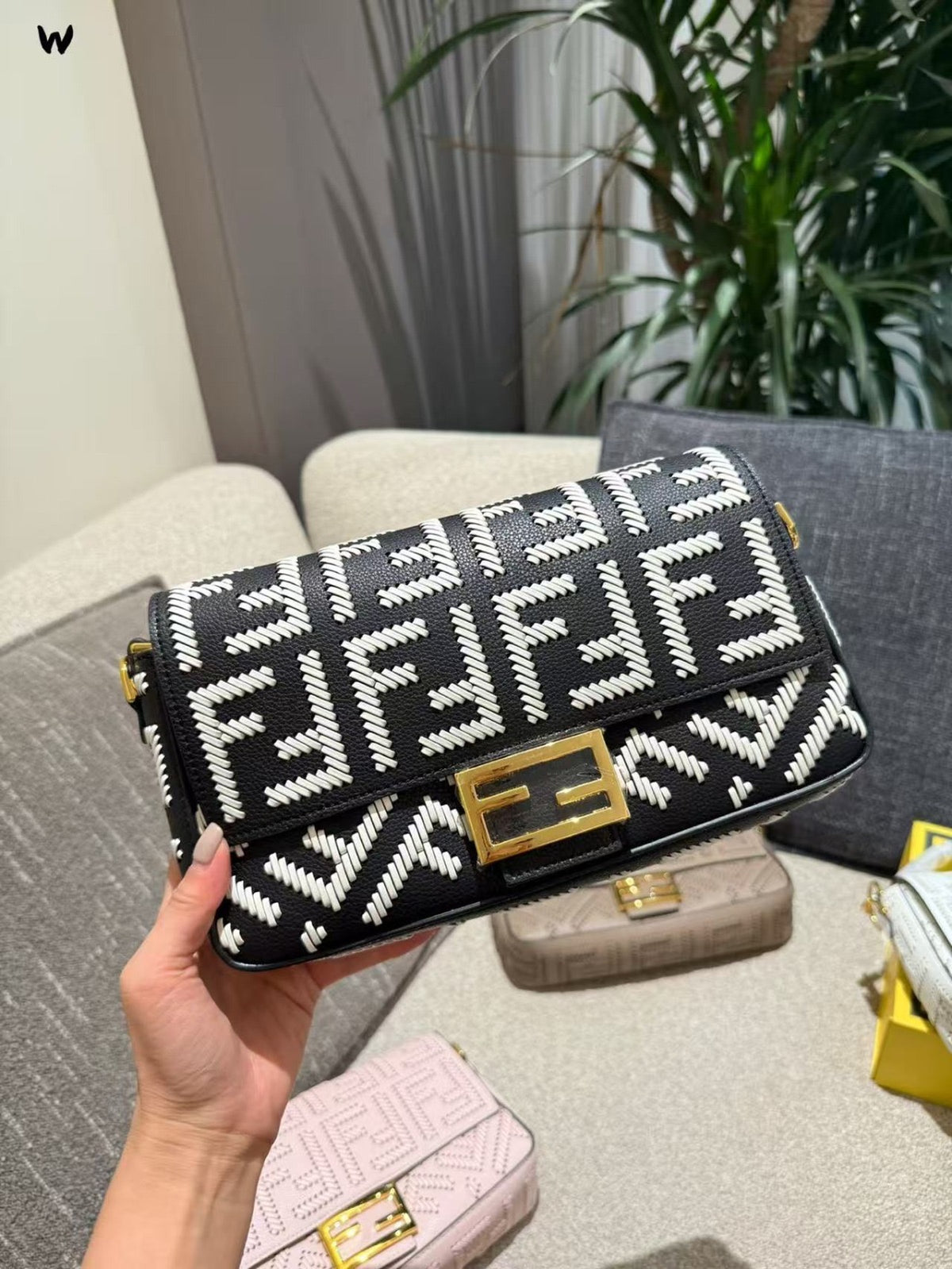 Fndi stitched embossed (MQ)
