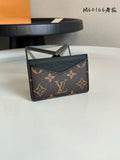 L V NEO CARD HOLDER BLACK
MQ